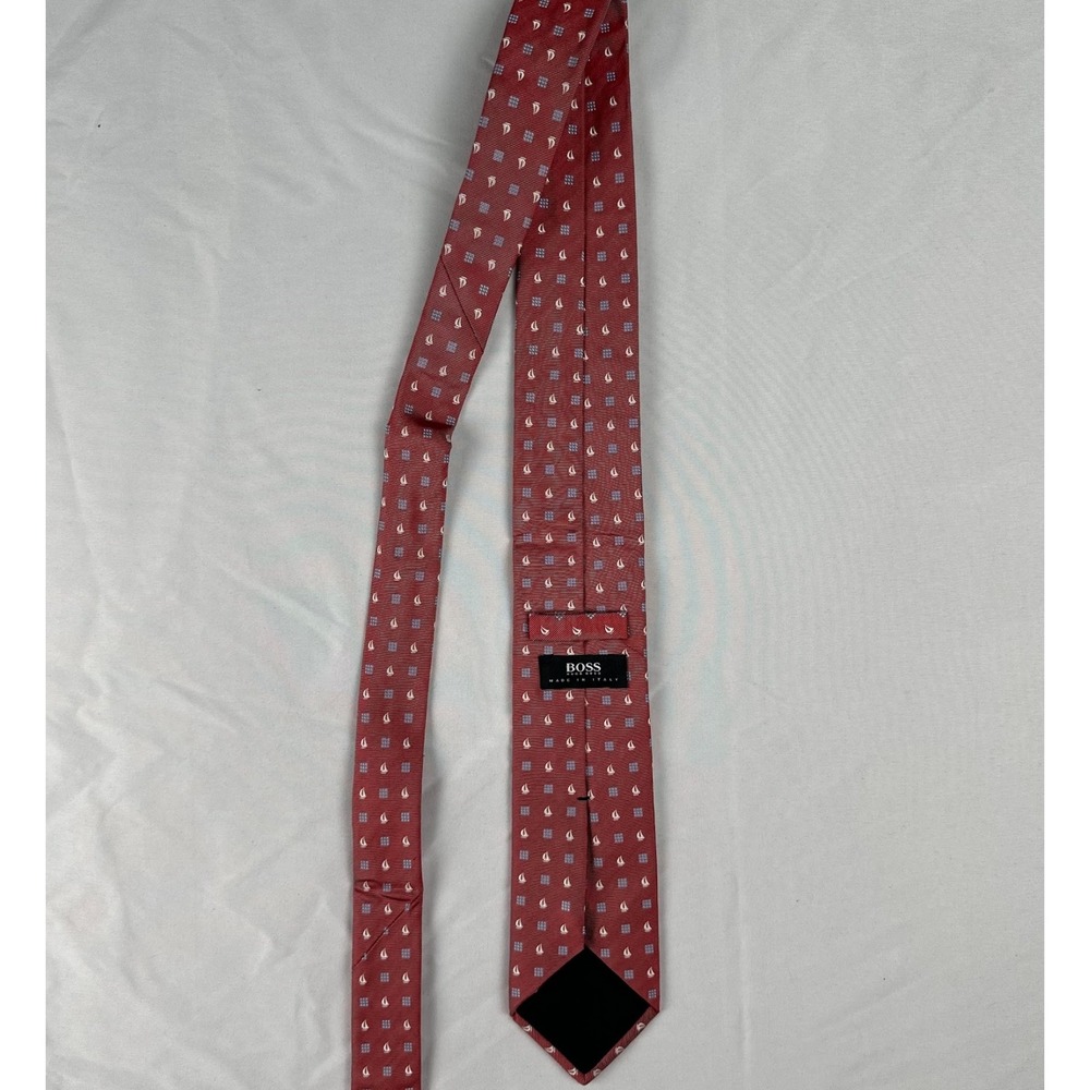 BOSS HUGO BOSS Mens Red Sailboat Pattern Silk Tie Made in Italy